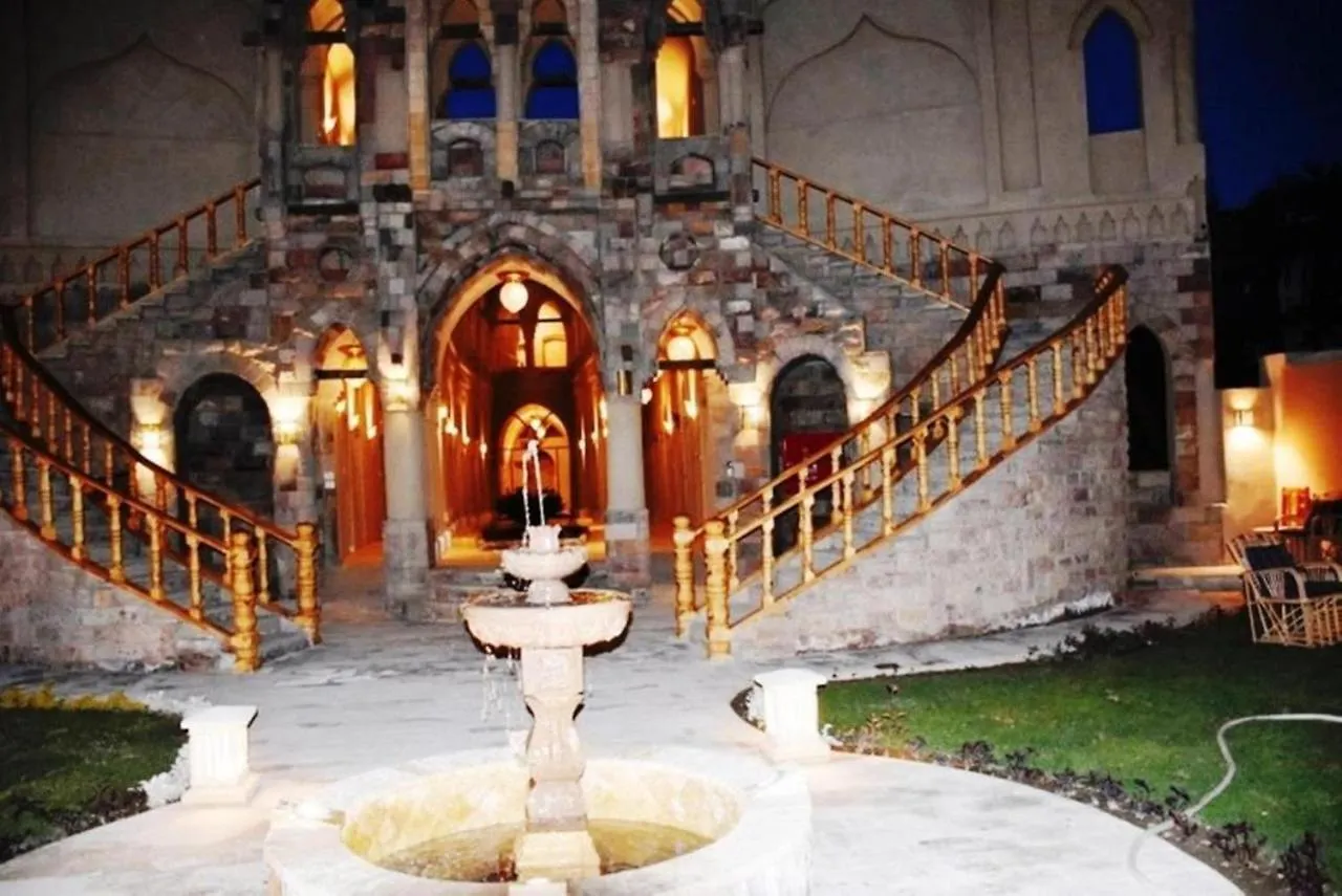 Embrace Hotel الأقصر مصر