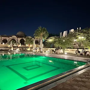 Elphardous Oasis Luxor