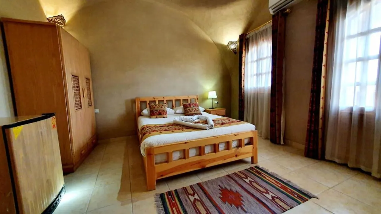 Embrace Hotel Luxor