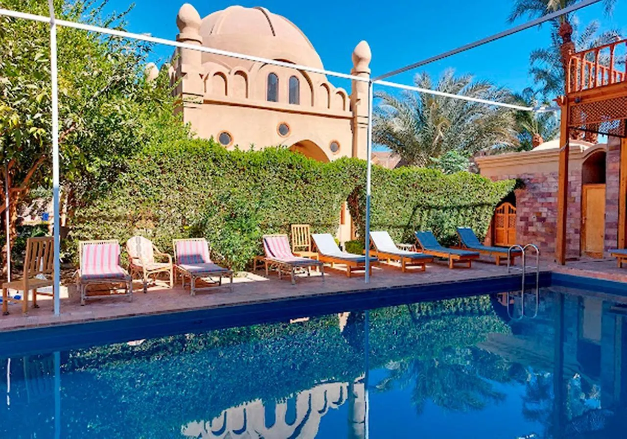 Embrace Hotel Luxor