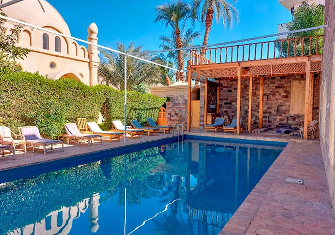 Embrace Hotel Luxor